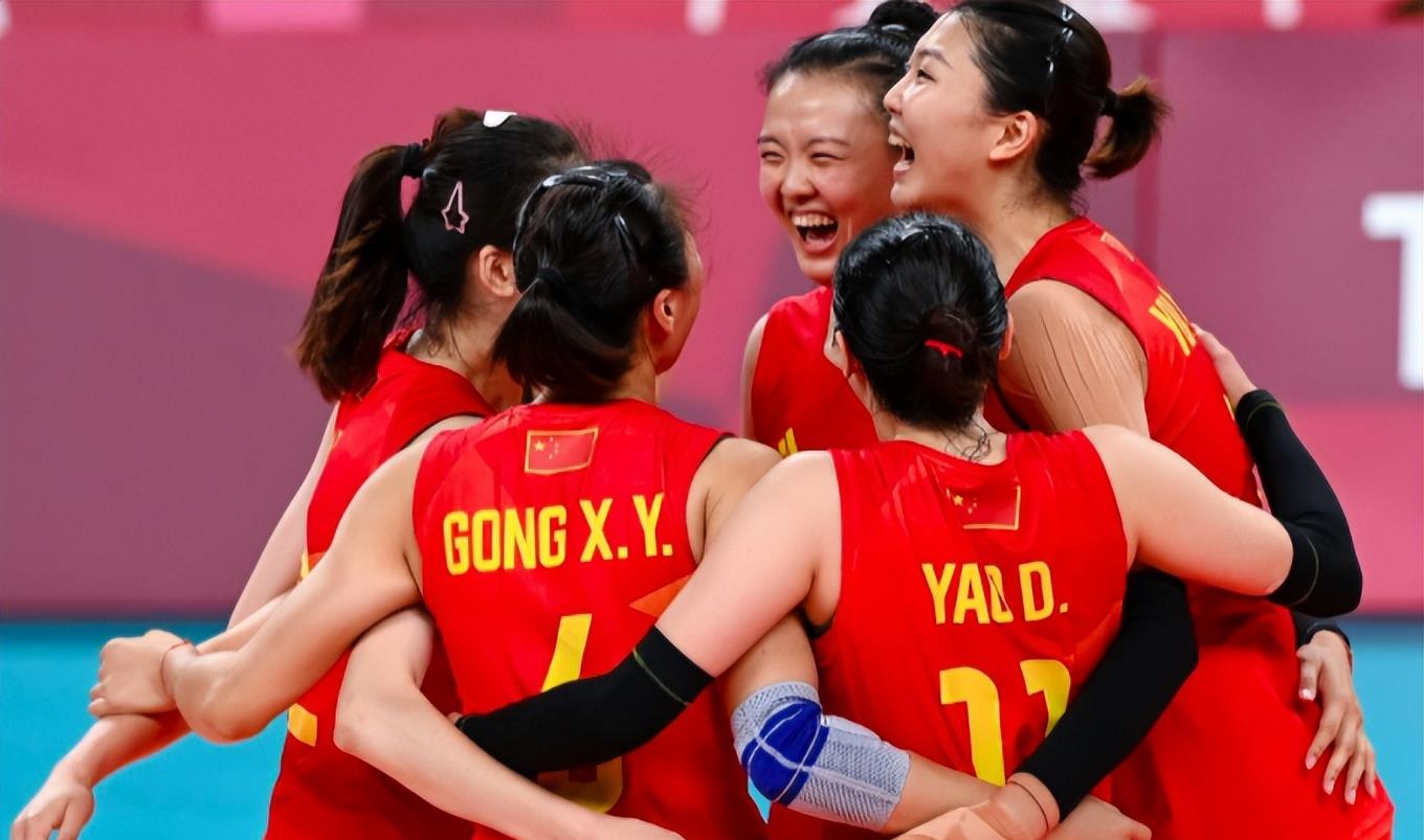 爱游戏体验-詹姆斯回归首秀大放异彩，中国女排主场球迷高呼名字的简单介绍